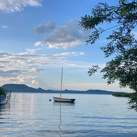 Kucko A Parton Appartement Fonyód